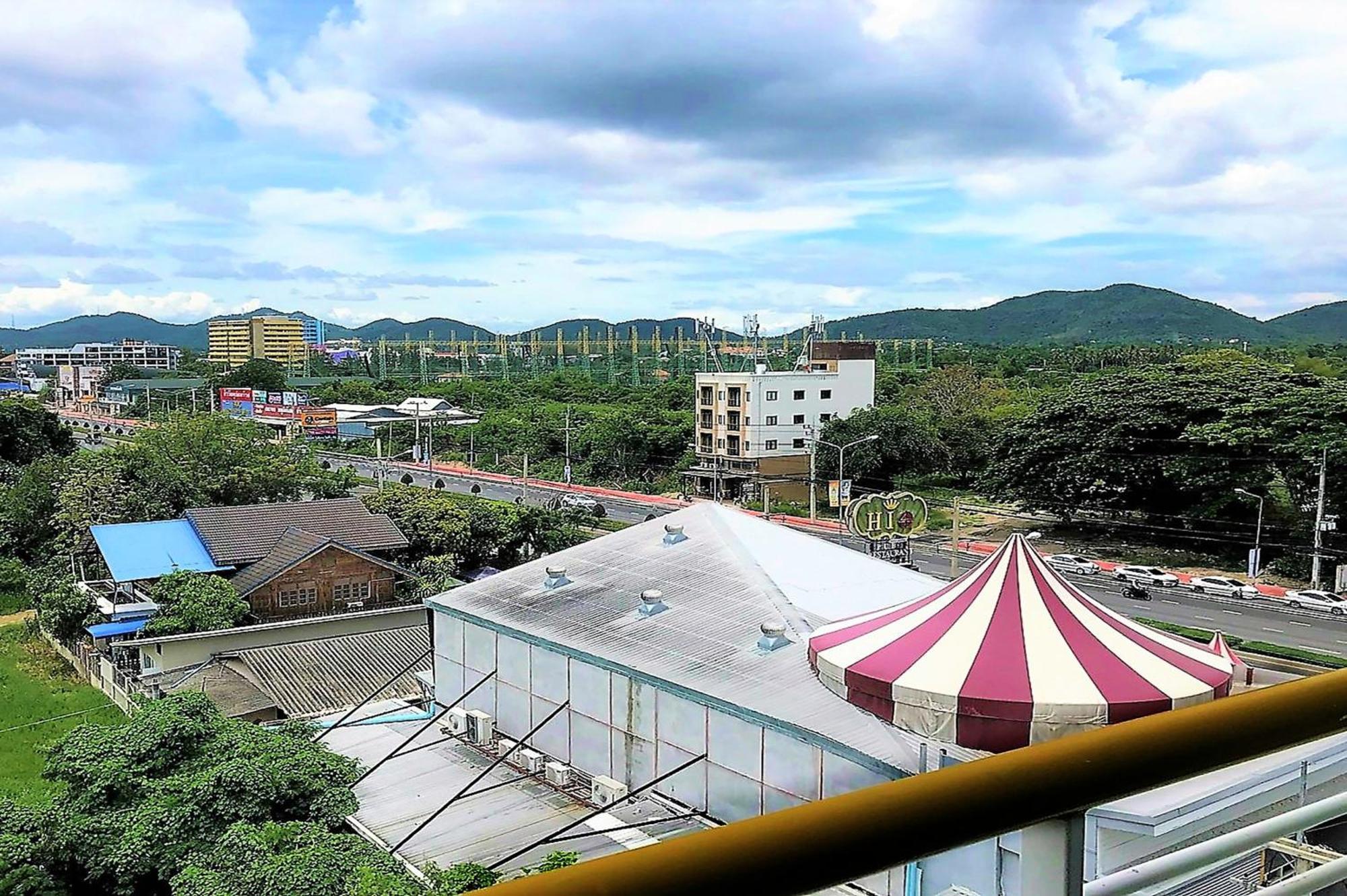 Hua Hin First - Happy Rent Apartment Room photo